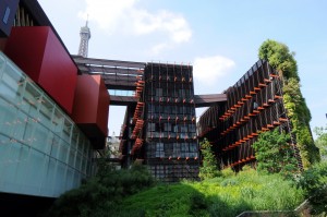 El museo parisino mas reciente. Museo de artes no europeas de Quai de Branly.