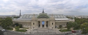 EL imponente Grand Palais cerca de lso Campos Eliseos. Aquí se celebro la primera exposición de la pintura impresionista.