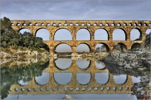 Acueducto romano de Pont du Gard, junto a Nimes.