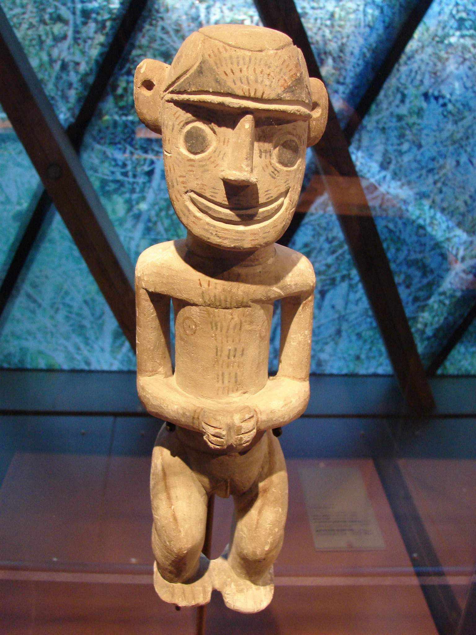 Estatuilla procedente de Nueva Irlanda en Papua Nueva Guinea.
