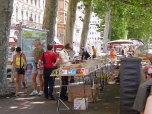 Vendedores de libros de viejo junto al río. Una tradición muy francesa.