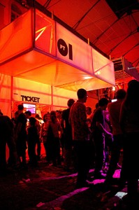 Un bar de la noche lionesa.